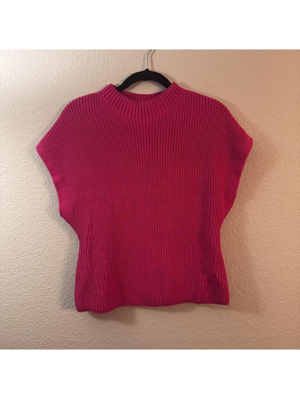Banana Republic Women's Pink Crop-top